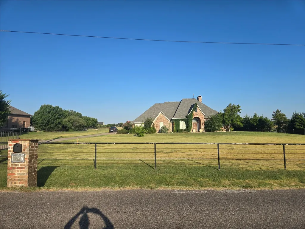 2315 S Coit Road Celina TX 75009