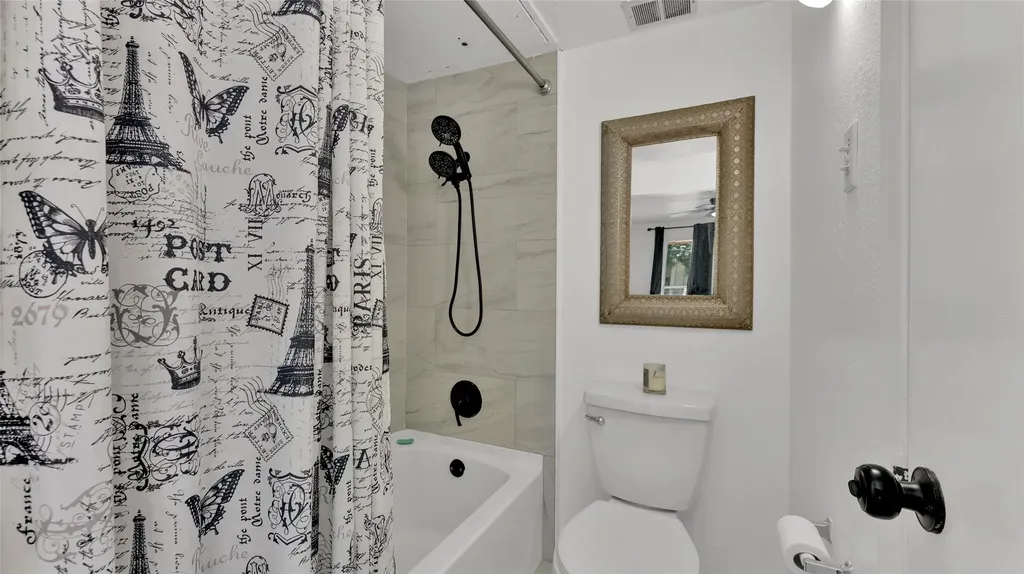 341 Arborview Drive Garland TX 75043