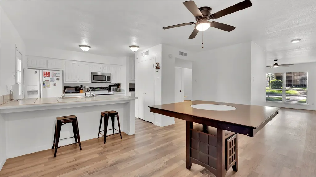 341 Arborview Drive Garland TX 75043