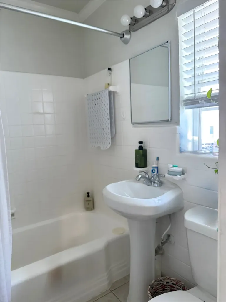 4101 Douglas Avenue Dallas TX 75219