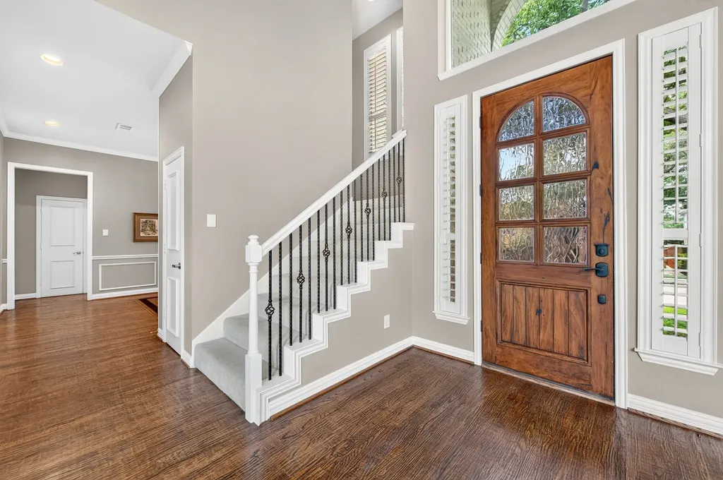 18728 Thorntree Lane Dallas TX 75252