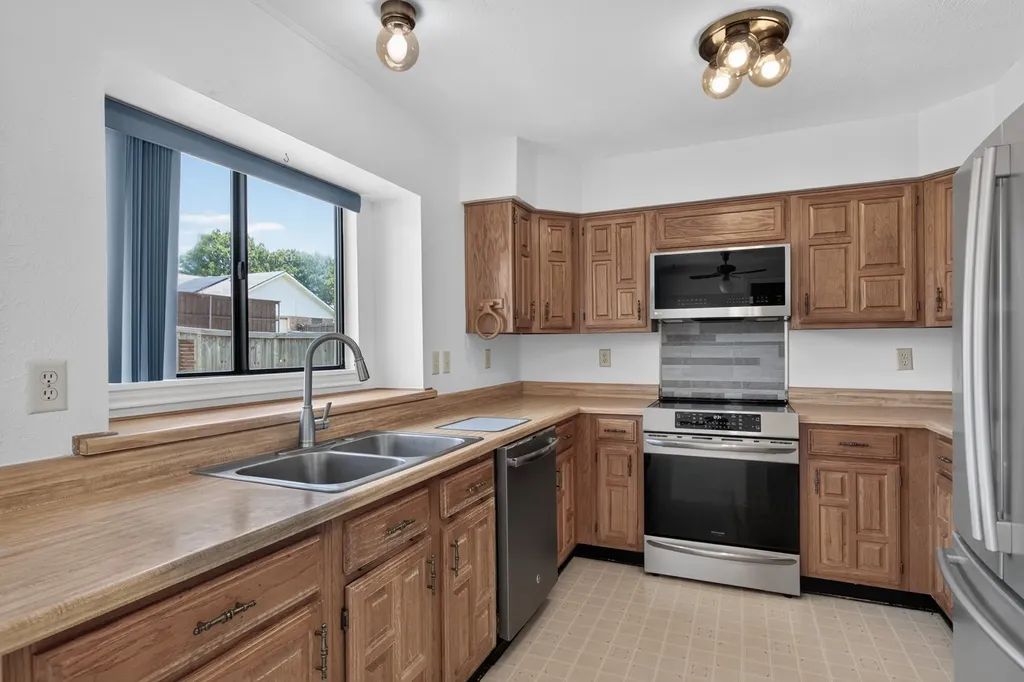 1325 Heidi Drive Plano TX 75025