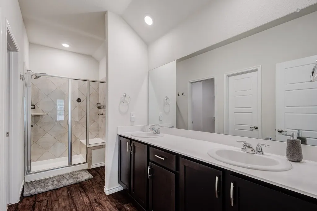 336 Burr Lane Fate TX 75189