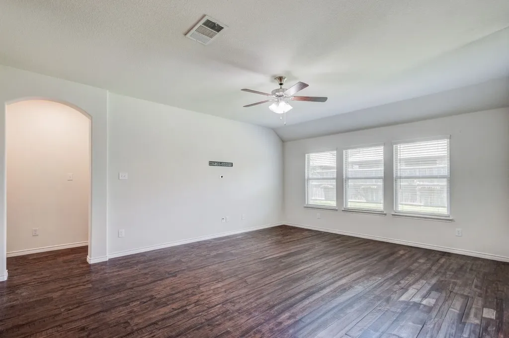 336 Burr Lane Fate TX 75189
