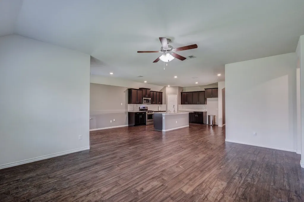 336 Burr Lane Fate TX 75189