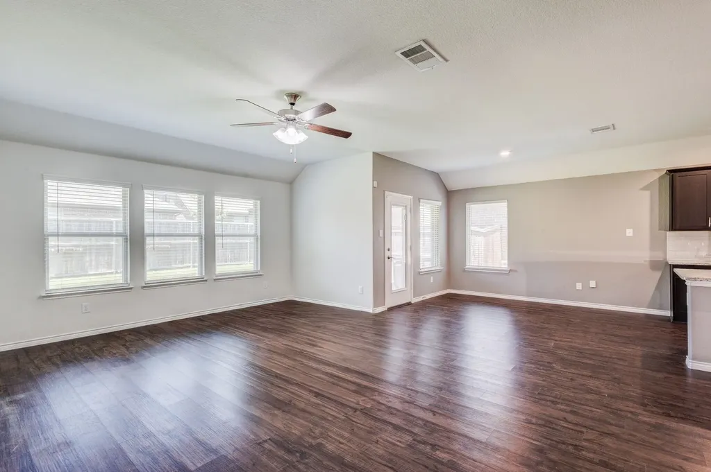 336 Burr Lane Fate TX 75189