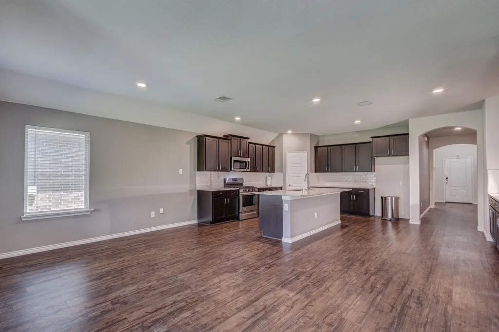 336 Burr Lane Fate TX 75189