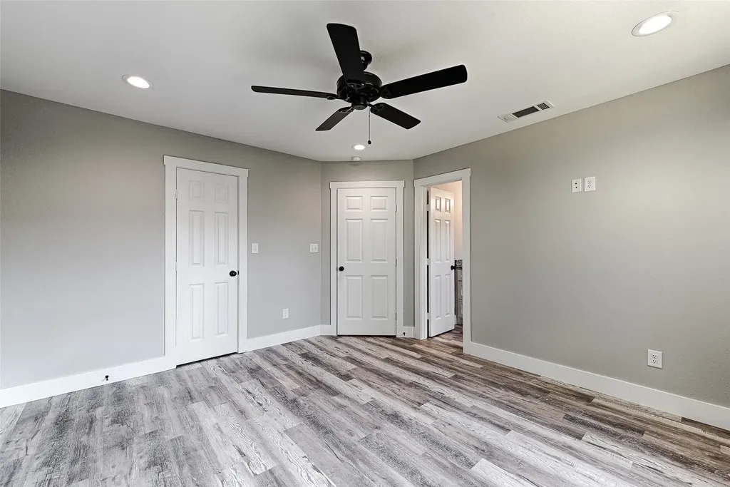 208-212 E Cherry Street Sherman TX 75090