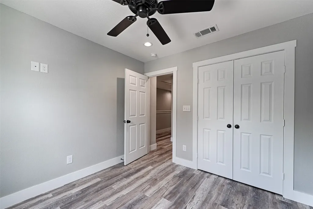 208-212 E Cherry Street Sherman TX 75090