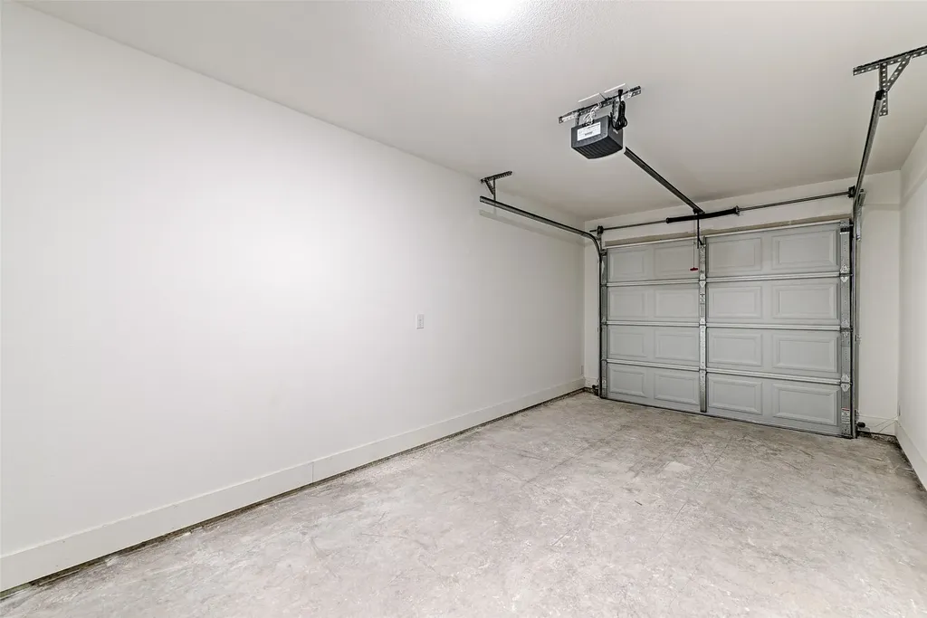 208-212 E Cherry Street Sherman TX 75090