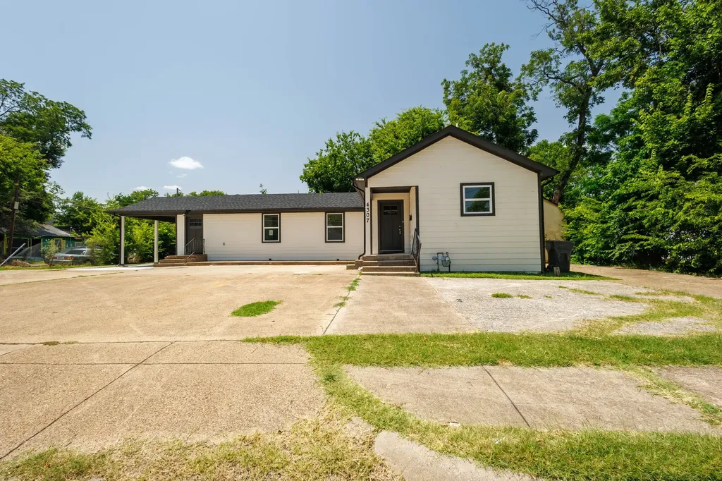 4307 Copeland Street Dallas TX 75210