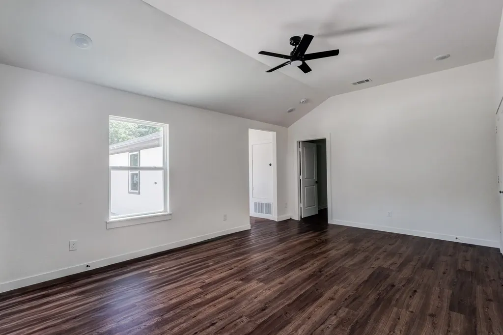 4307 Copeland Street Dallas TX 75210
