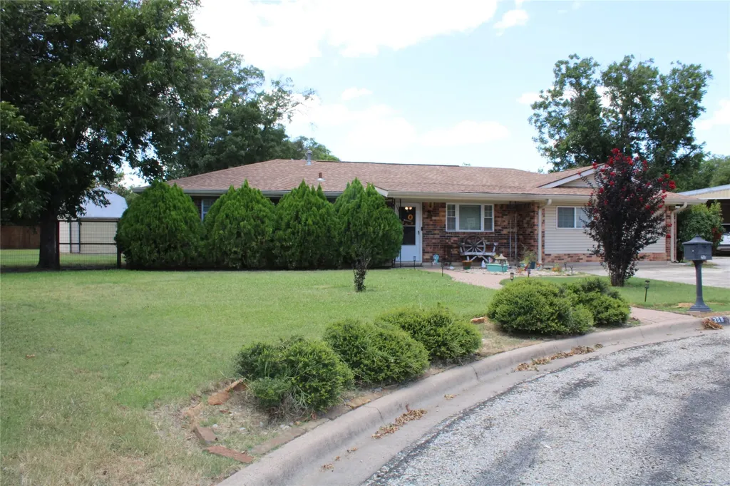 208 Park Drive Early TX 76802