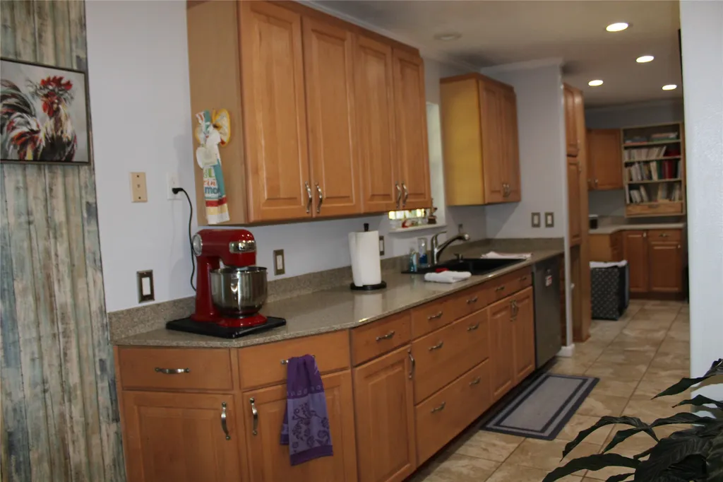 208 Park Drive Early TX 76802