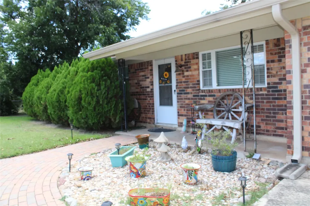 208 Park Drive Early TX 76802