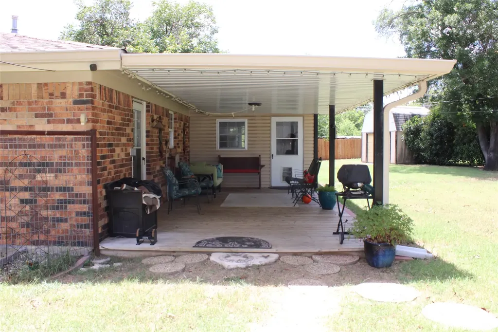 208 Park Drive Early TX 76802