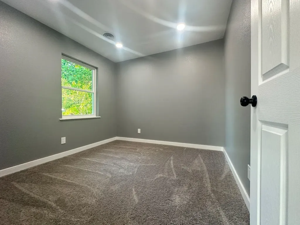 2710 Roberts Circle Arlington TX 76010