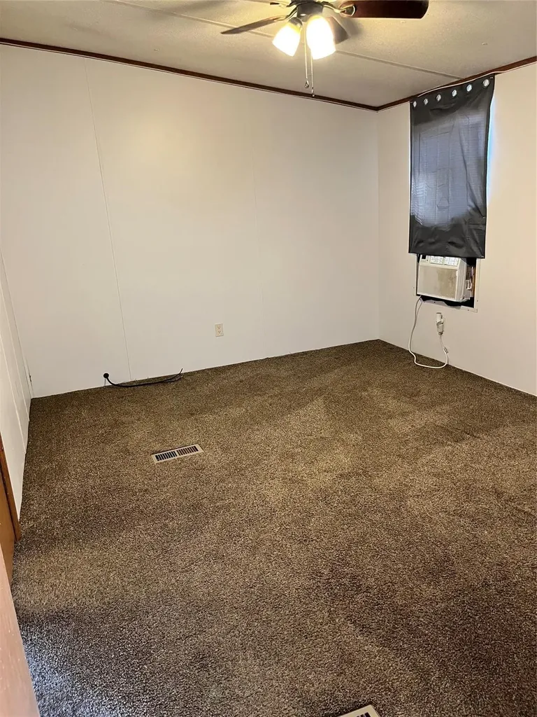 1139 Market Street Tye TX 79563