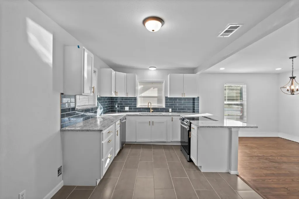 71 Crown Road Willow Park TX 76087