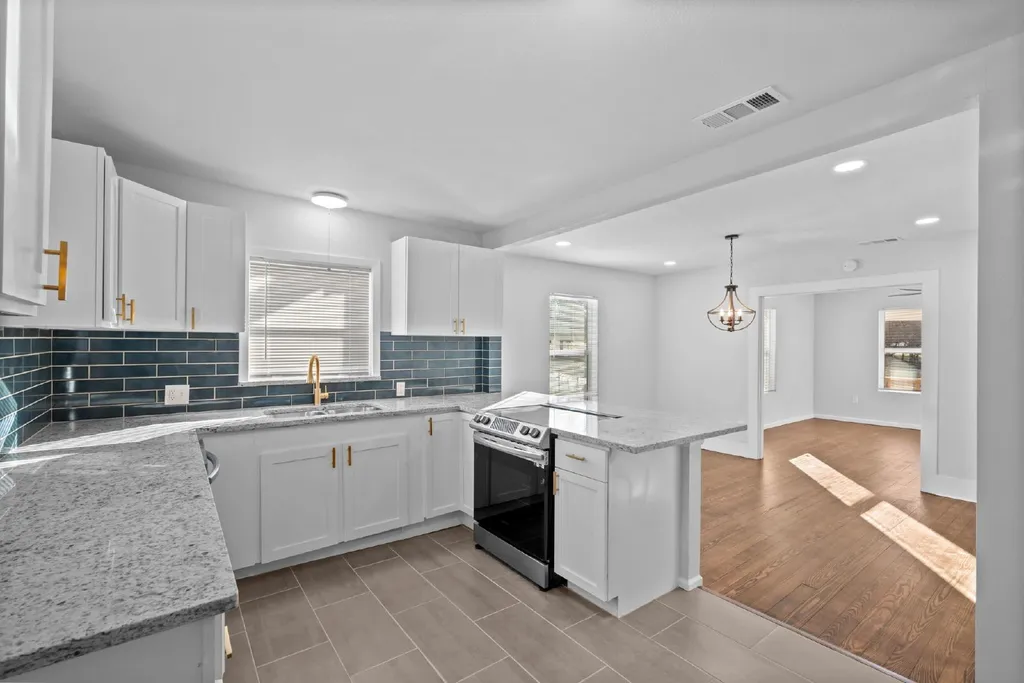 71 Crown Road Willow Park TX 76087