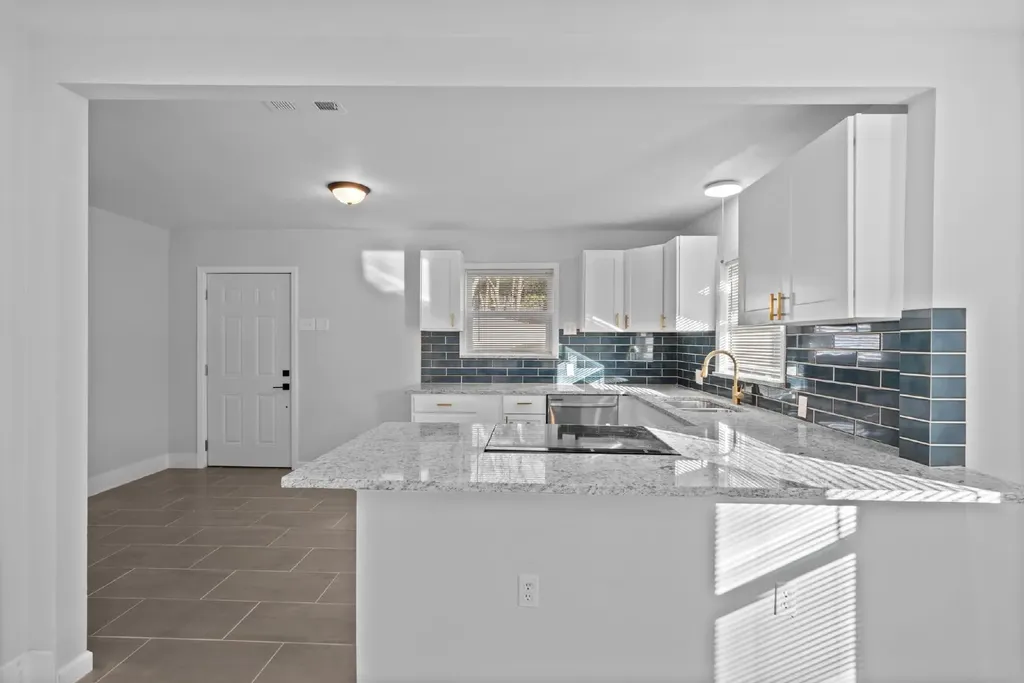 71 Crown Road Willow Park TX 76087