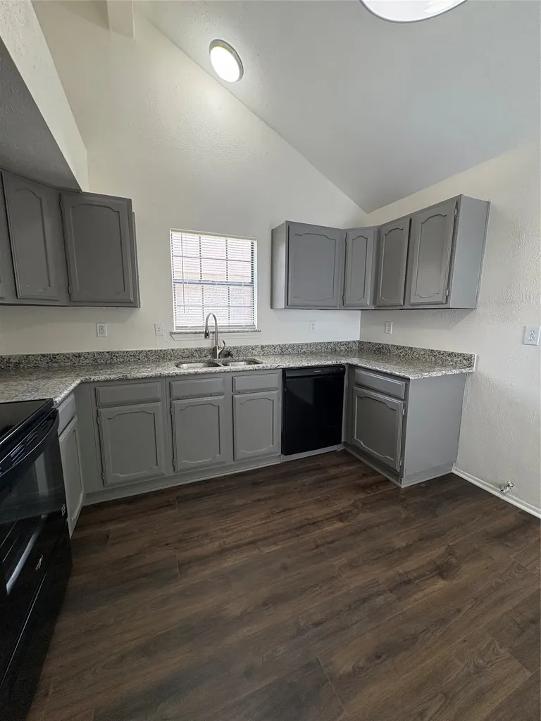 1362 Southridge Drive Lancaster TX 75146