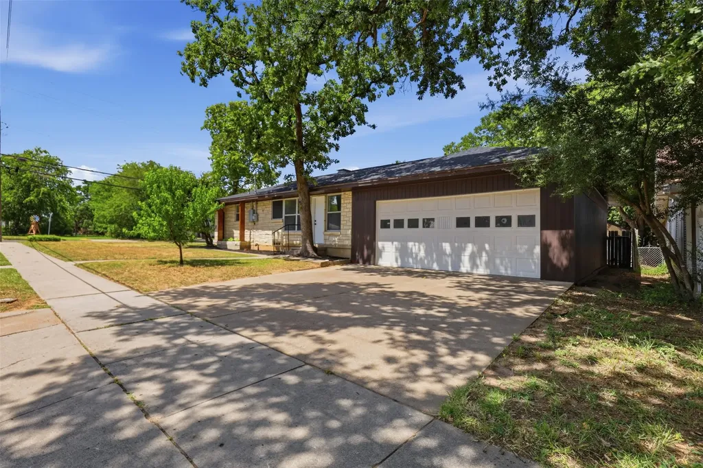 1170 W Frey Street Stephenville TX 76401