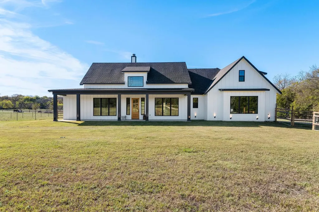 856 Yowell Hill Road Whitewright TX 75491