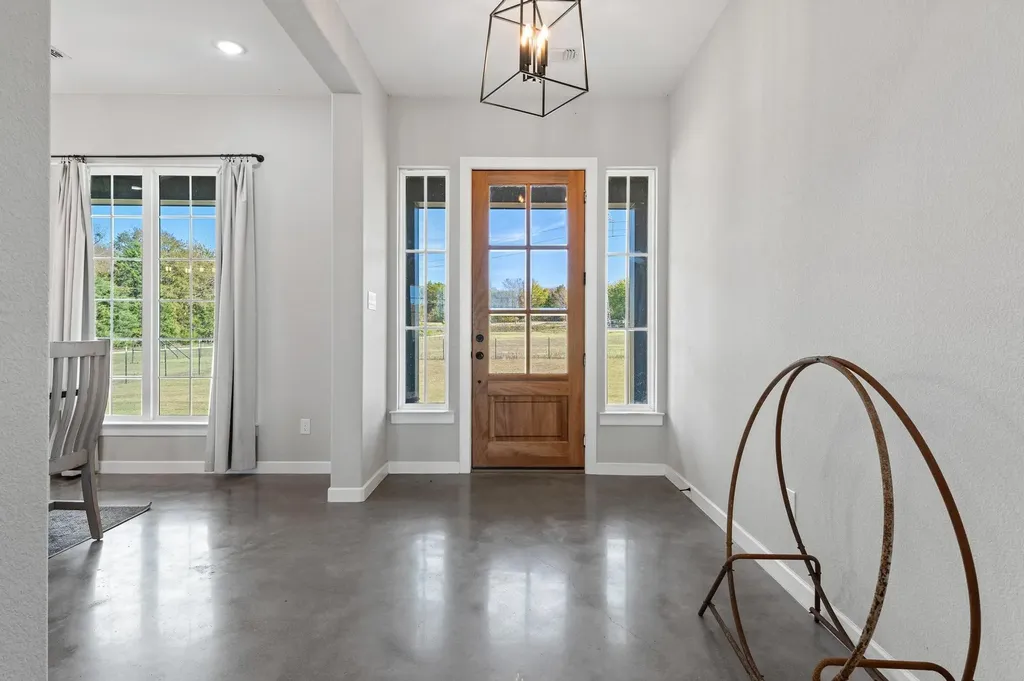 856 Yowell Hill Road Whitewright TX 75491