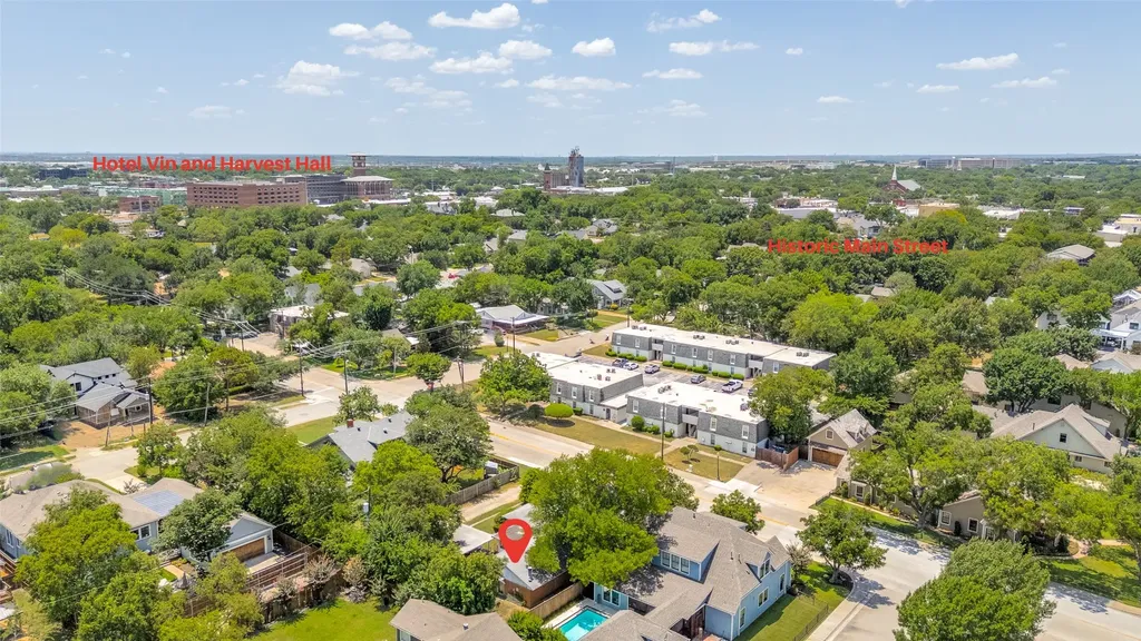 311 S Dooley Street Grapevine TX 76051