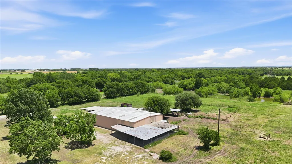 611 Johnston Road Waxahachie TX 75167