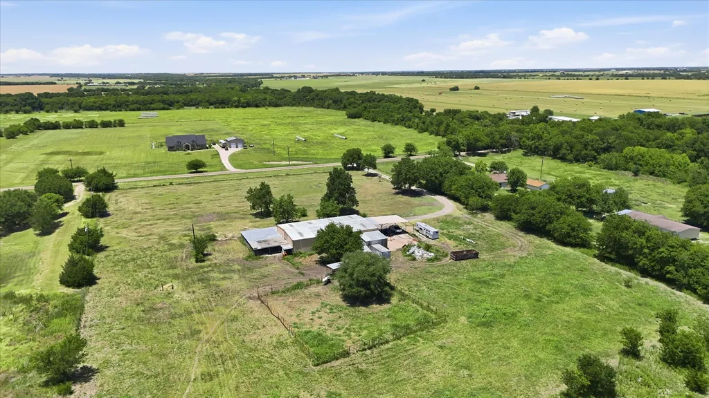 611 Johnston Road Waxahachie TX 75167