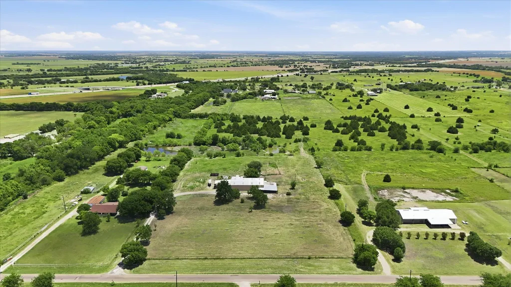 611 Johnston Road Waxahachie TX 75167