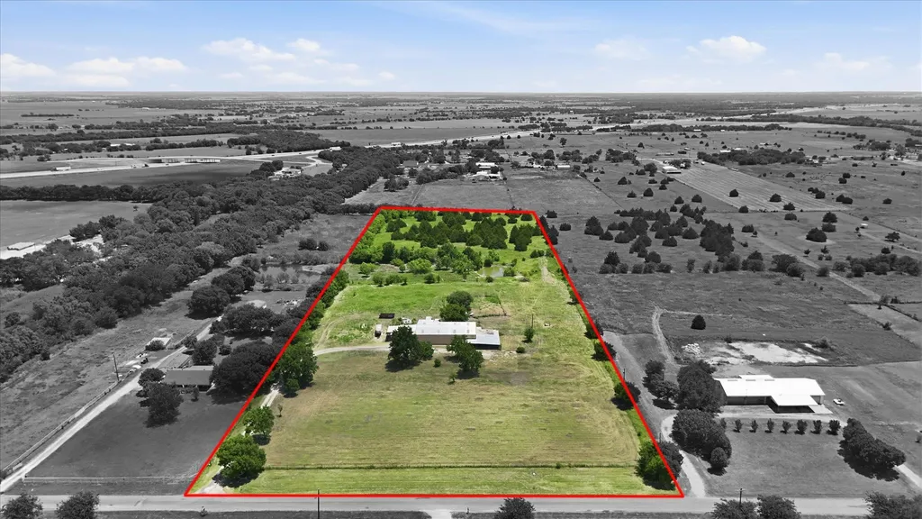 611 Johnston Road Waxahachie TX 75167