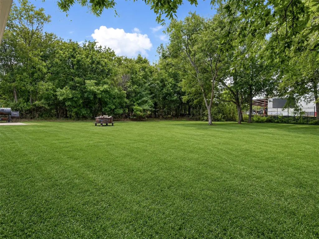 309 Francis Street Hillsboro TX 76645