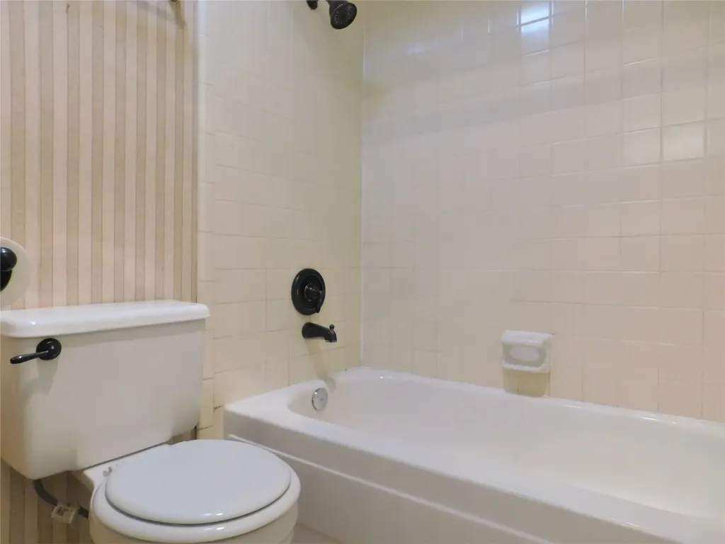 2726 Mill Trace Carrollton TX 75007