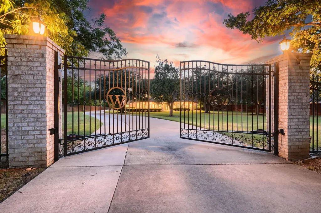 276 Pine Drive Southlake TX 76092
