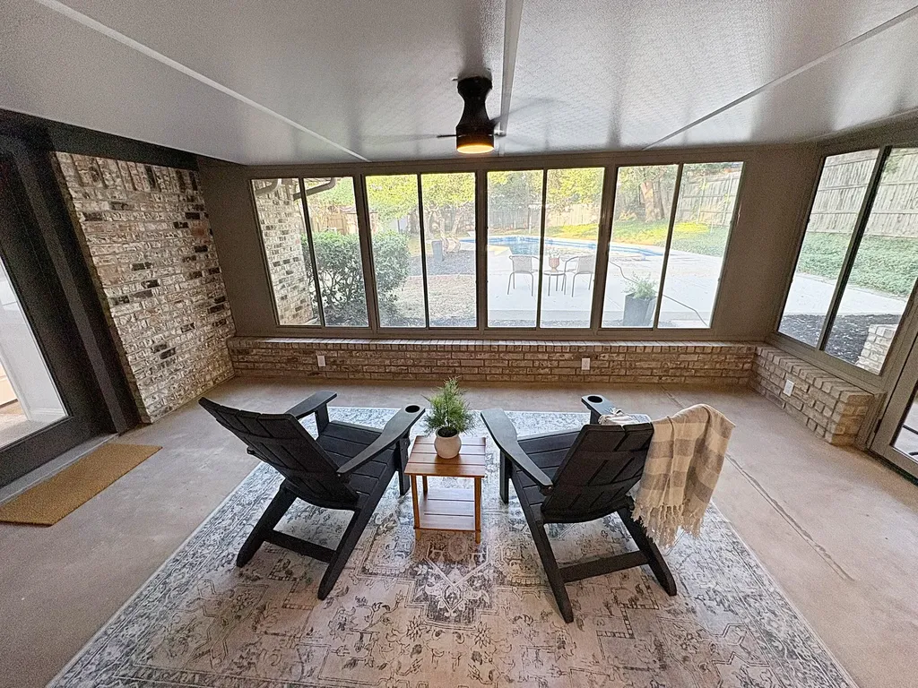 3236 Pearl Street Bedford TX 76021