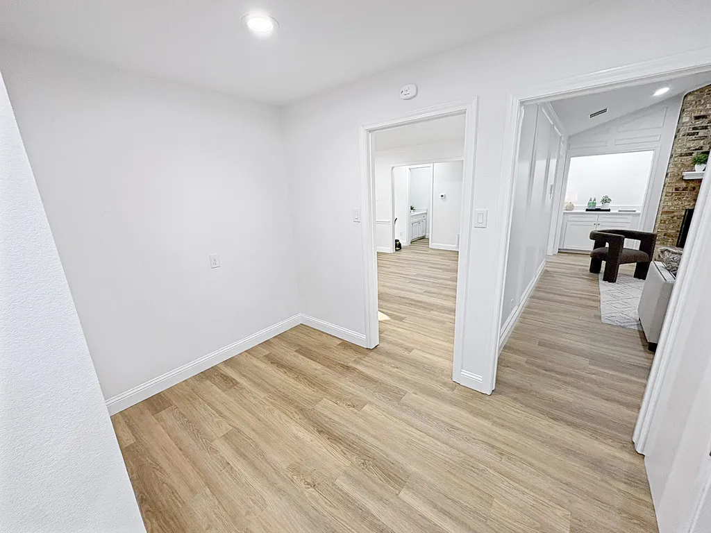 3236 Pearl Street Bedford TX 76021