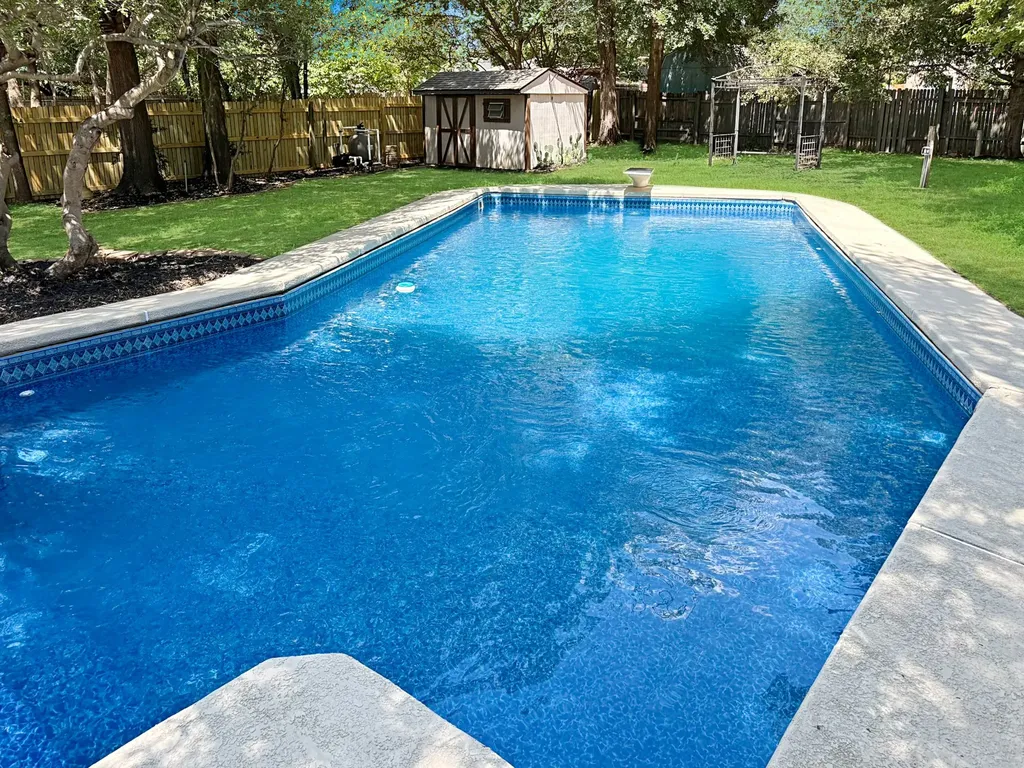 3236 Pearl Street Bedford TX 76021