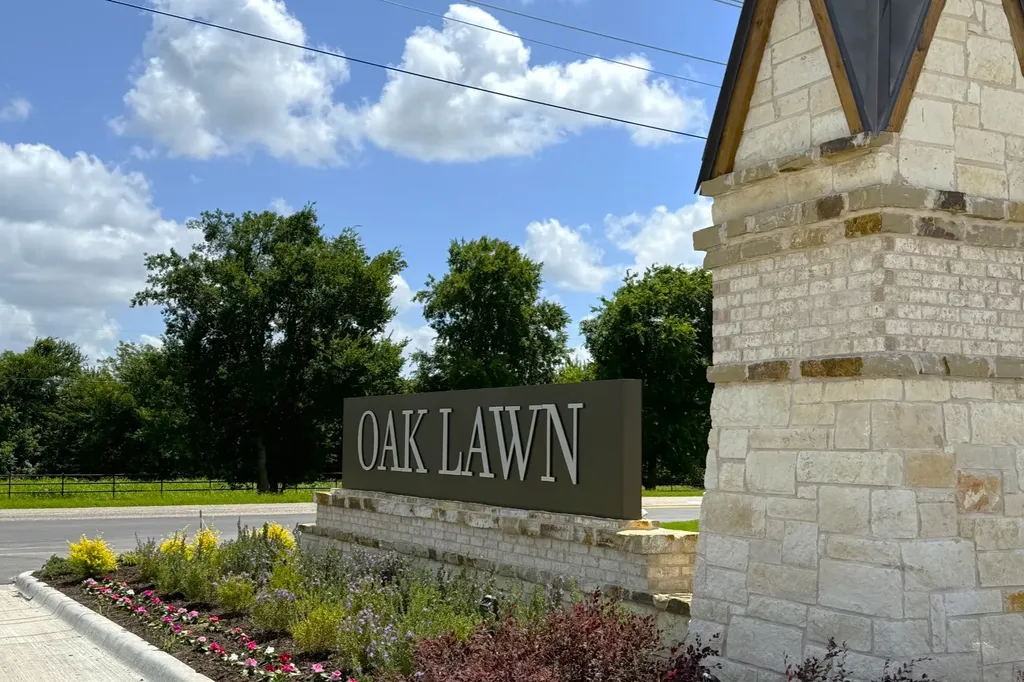 1270 Wild Cherry Way Van Alstyne TX 75495