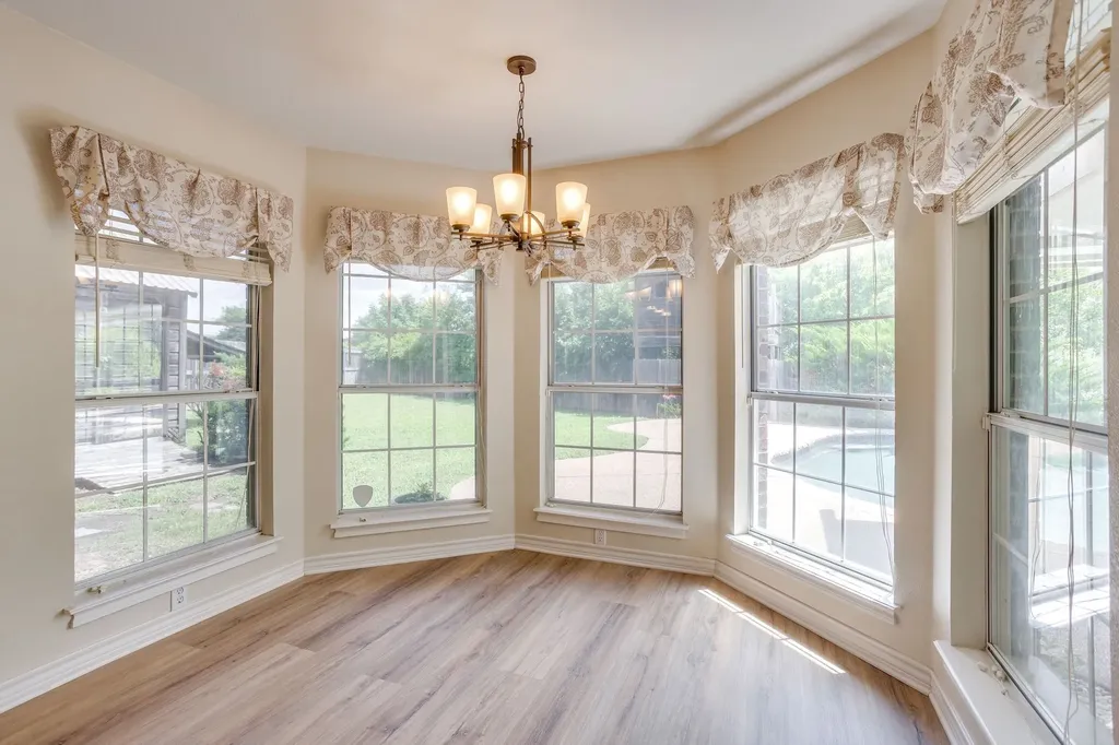 425 Hillside Drive Aledo TX 76008