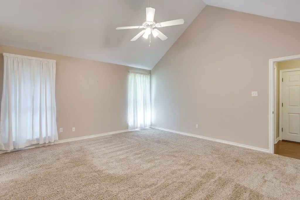 425 Hillside Drive Aledo TX 76008