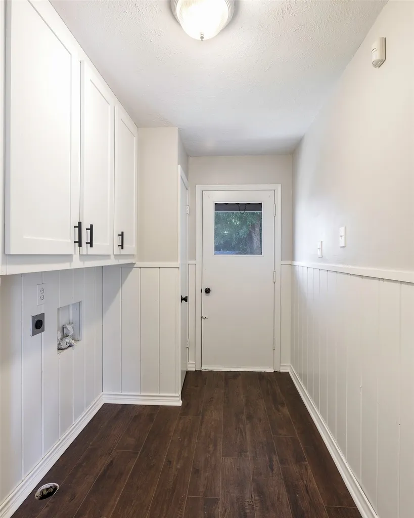 2323 Sutter Street Dallas TX 75216