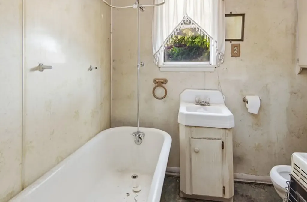 306 Cedar Street Palo Pinto TX 76484
