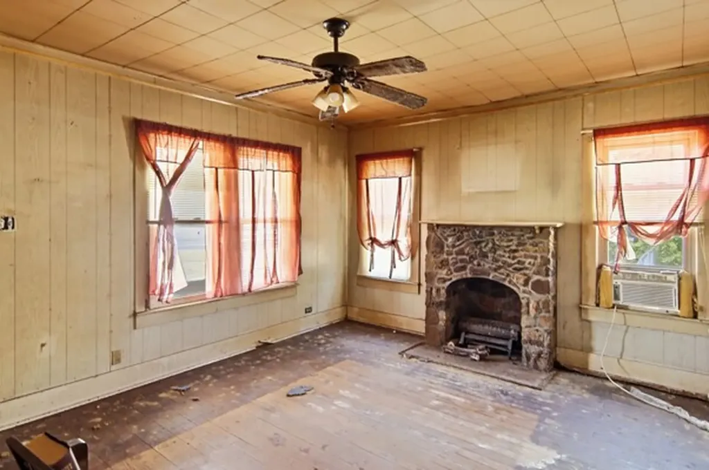 306 Cedar Street Palo Pinto TX 76484