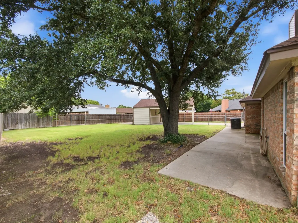 207 Country View Lane Crandall TX 75114