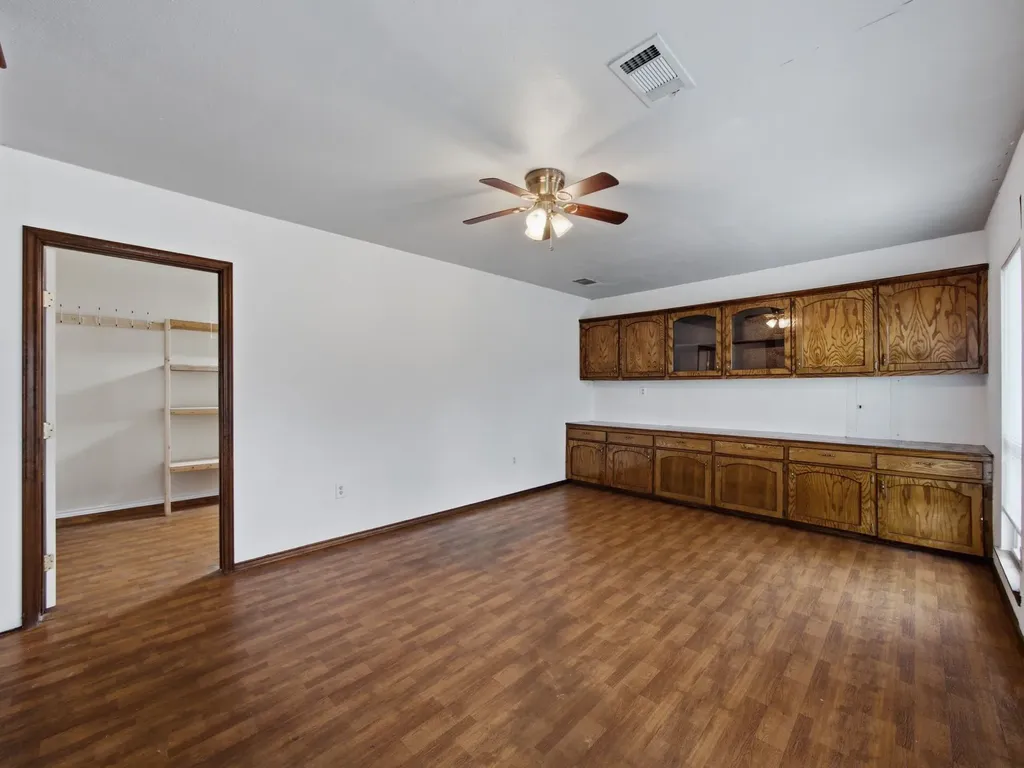 207 Country View Lane Crandall TX 75114