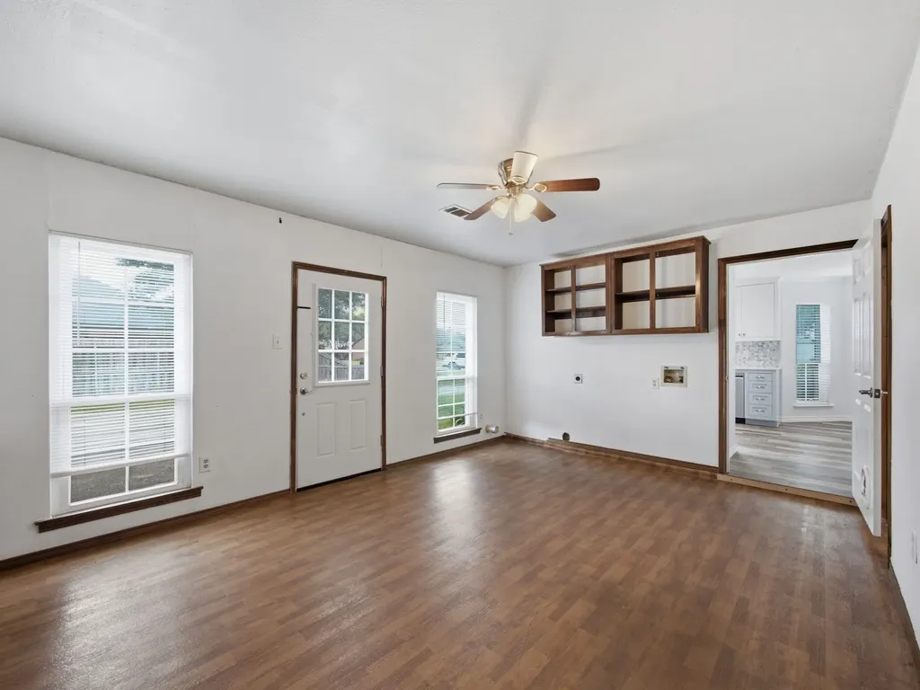 207 Country View Lane Crandall TX 75114