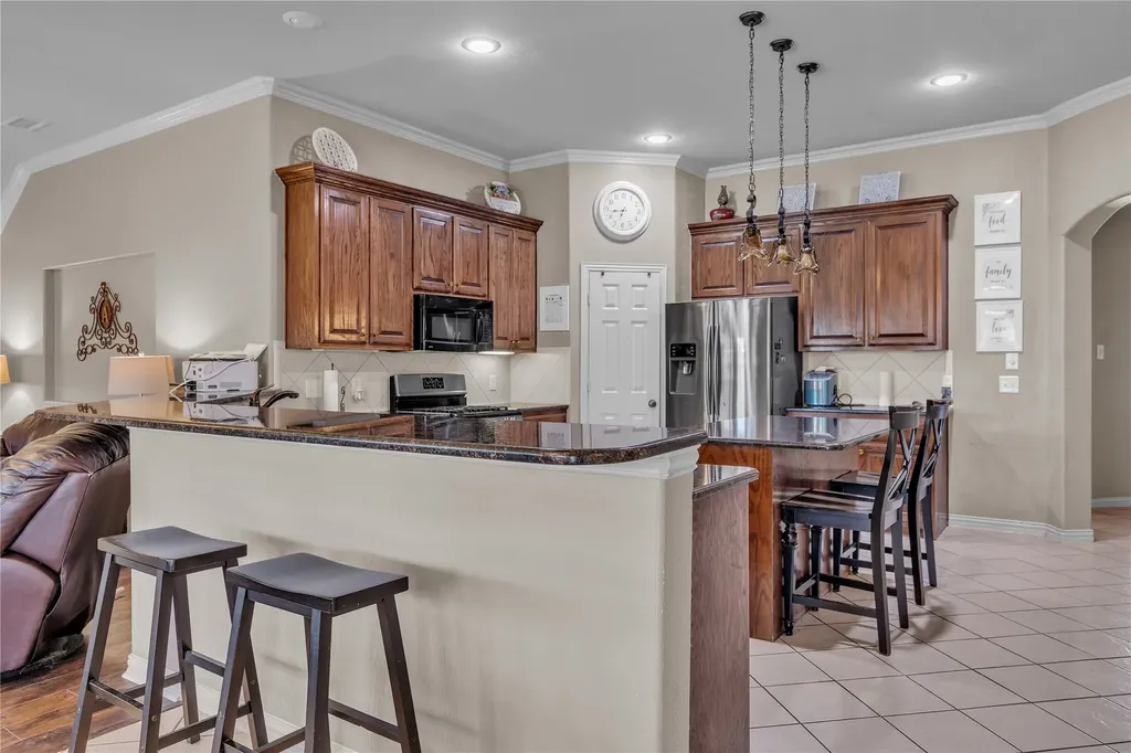 404 Bryn Mawr Lane Van Alstyne TX 75495